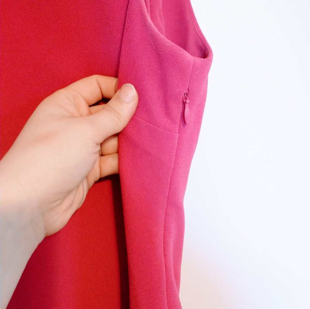 Banana Republic pink sleeveless sheath dress with eyelet cutouts along the hem. - Picture 4 of 6